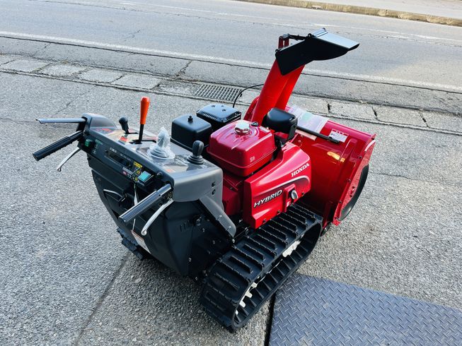 除雪機 HSM1380i(JN) 写真３