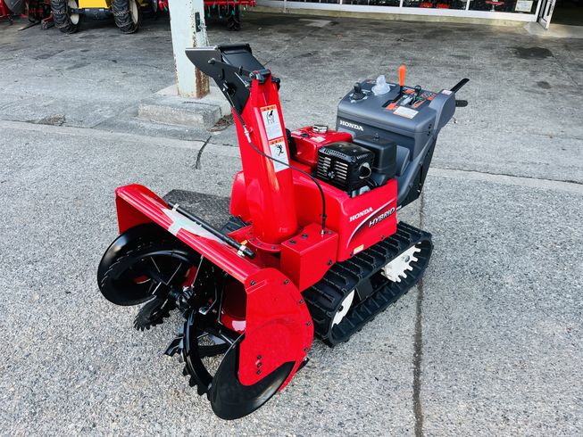 除雪機 HSM1380i(JN) 写真２