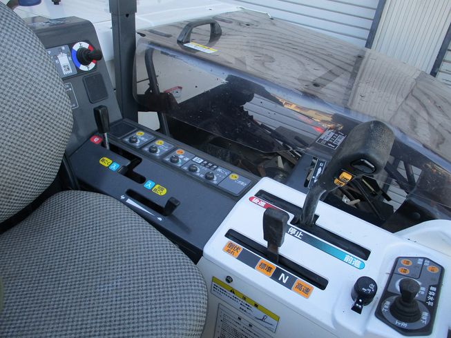 コンバイン ARN327-SD4MW 写真６