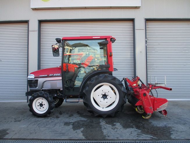 トラクター EF226 写真３