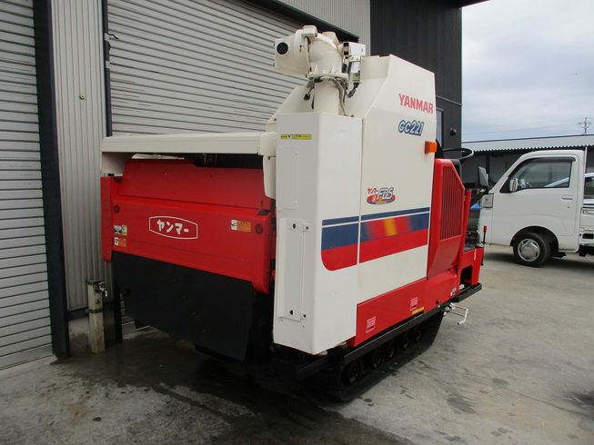 コンバイン GC221 写真３