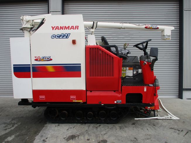 コンバイン GC221 写真４