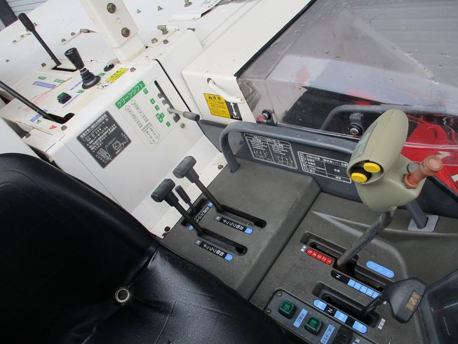 コンバイン GC221 写真６