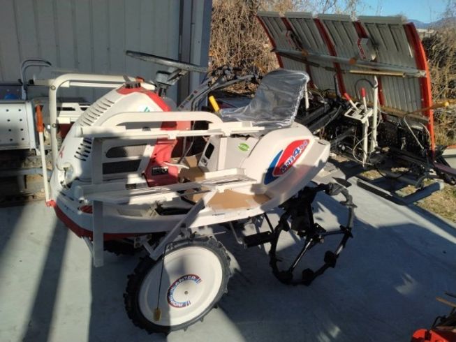 田植機 MPR4H 写真３