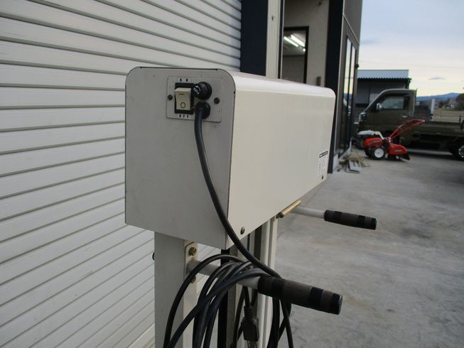 米袋用昇降機 LU-206 写真６