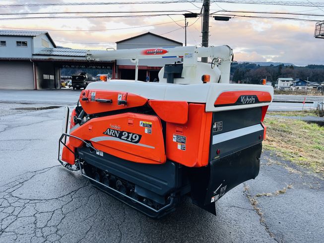 コンバイン ARN219-GDXW 写真４
