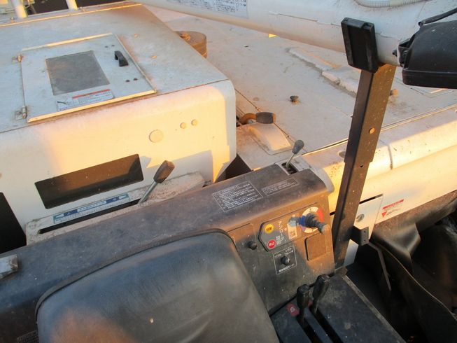 コンバイン ARN445-DXMW2 写真８