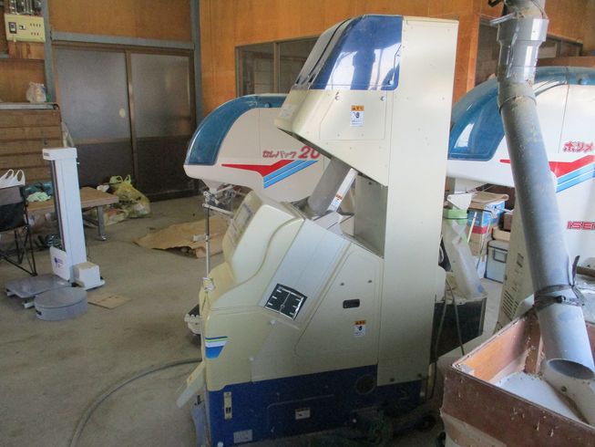 色彩選別機 FGS2000 写真３