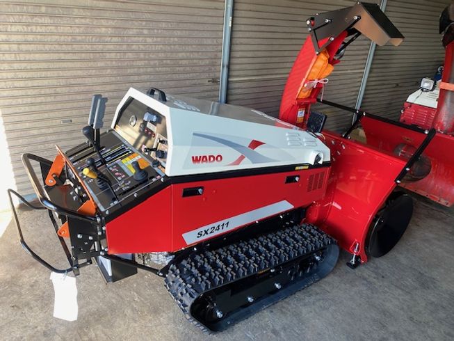 除雪機 SX2411T 写真２