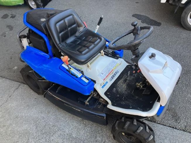 草刈機 ARM88 写真２