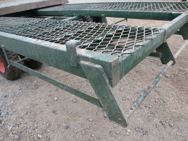 トレーラー 不明 写真６