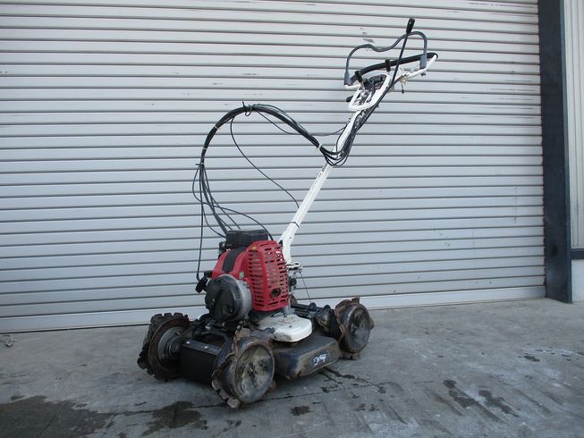 畦草刈機 AZ852F 写真２