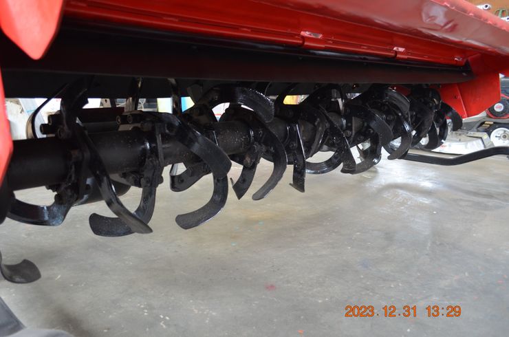 ロータリー TBM2400速耕ｻｰﾌﾛｰﾀﾘｰ爪新品 写真５