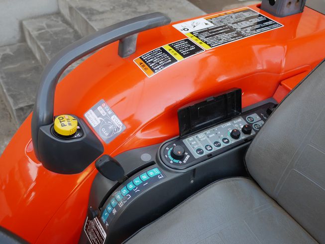 トラクター KL3350 写真７