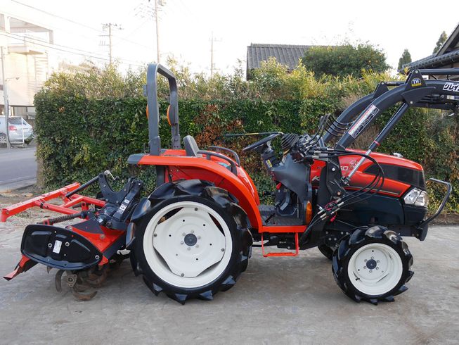 トラクター KL3350 写真２