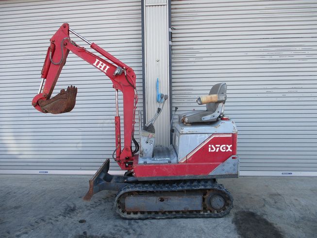 バックホー IS-7GX 写真４