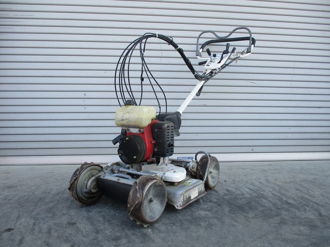 畦草刈機 AZ850A 写真２