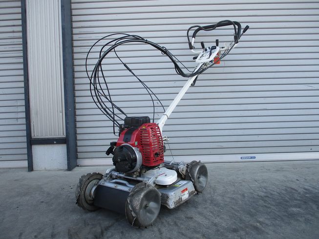 畦草刈機 AZ851A 写真２
