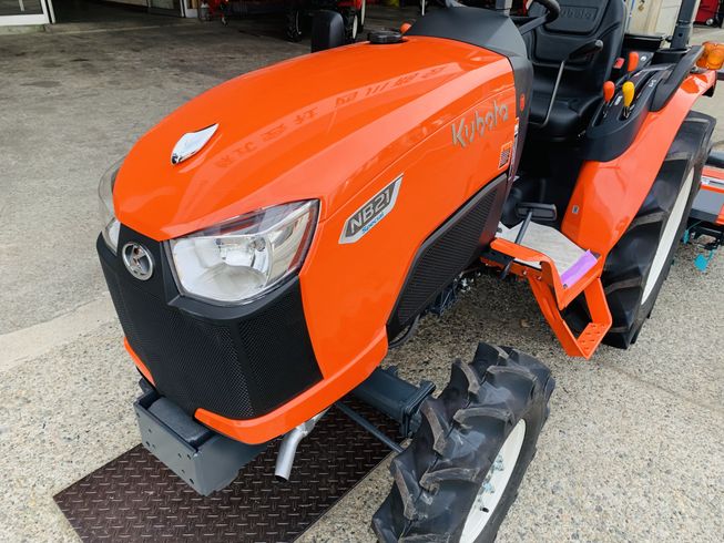トラクター NB21SP-MARF14 写真３