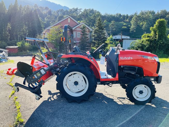 トラクター FT240SP-FMAQF5SC 写真７