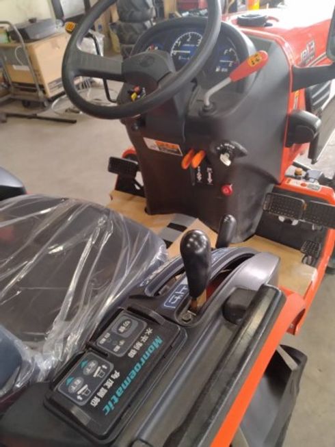 トラクター JB13X-BSMA 写真５