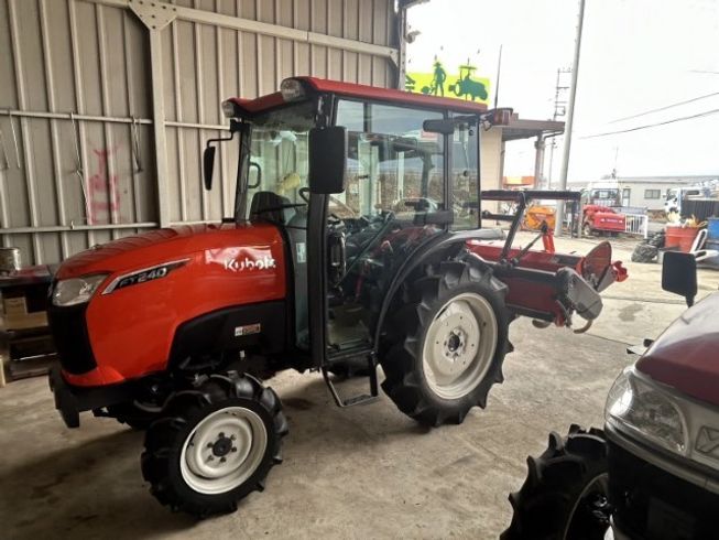 トラクター FT240QBMAJ 写真２