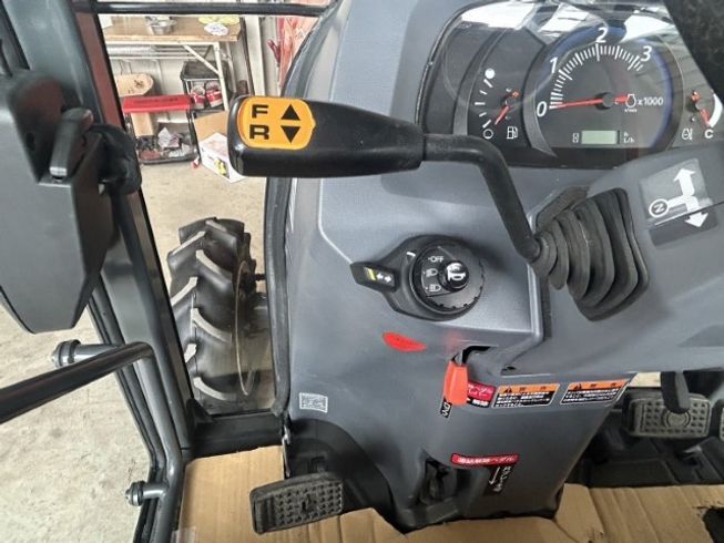 トラクター FT240QBMAJ 写真７