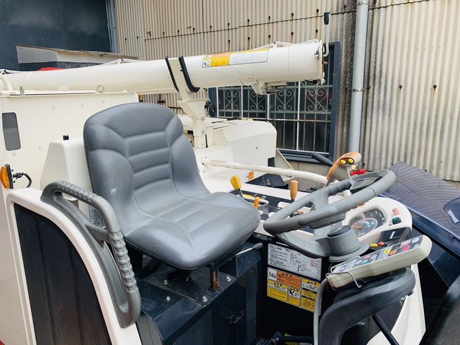 コンバイン AE330 写真６