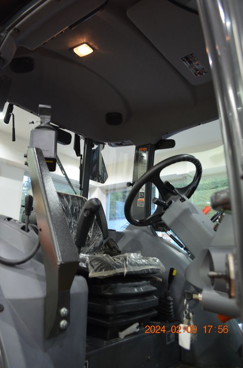 トラクター MR65QMAXUR1三陽ﾛｰﾀﾞｰ・ｸﾞﾗﾌﾞ・ﾊｲﾚｯｸﾞｷｯﾄﾞ付 写真７