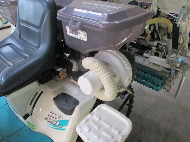 田植機 ZP45L-F 写真８