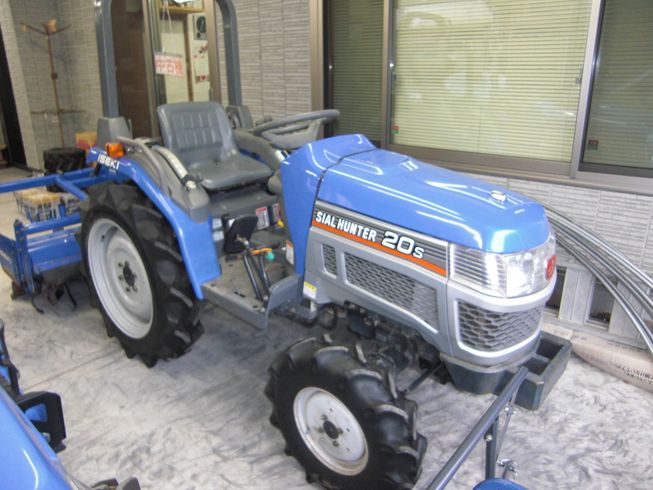 トラクター THS20-UKXZA3V　シンプルタイプ　フル装備 写真２