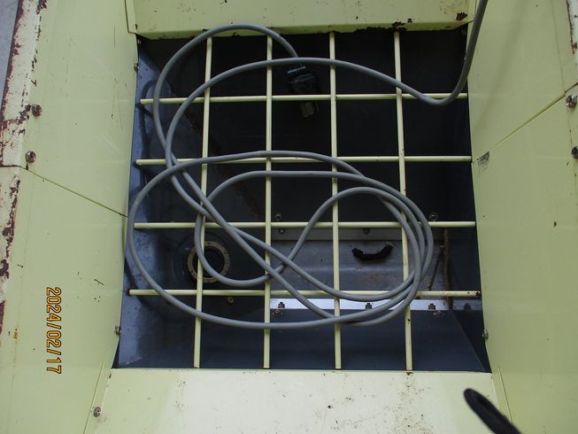 籾受けホッパー LH-30D2型 写真５