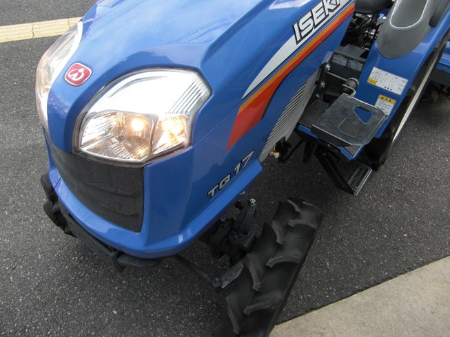 トラクター TQ17-LKXA3V　フル装備！　高年式！　サンバイザー付！ 写真９