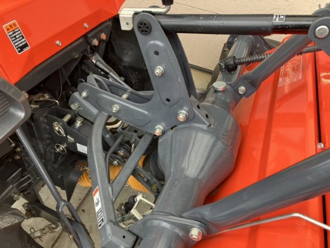 トラクター FT220BMAJQF5SCV 写真３