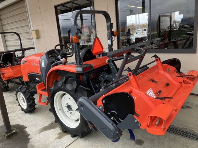 トラクター FT220BMAJQF5SCV 写真４