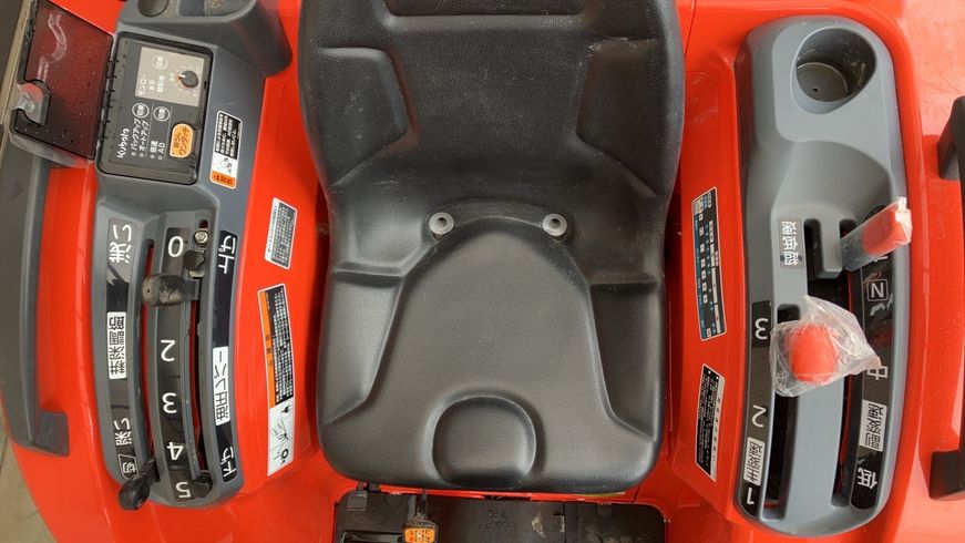 トラクター FT220BMAJQF5SCV 写真７