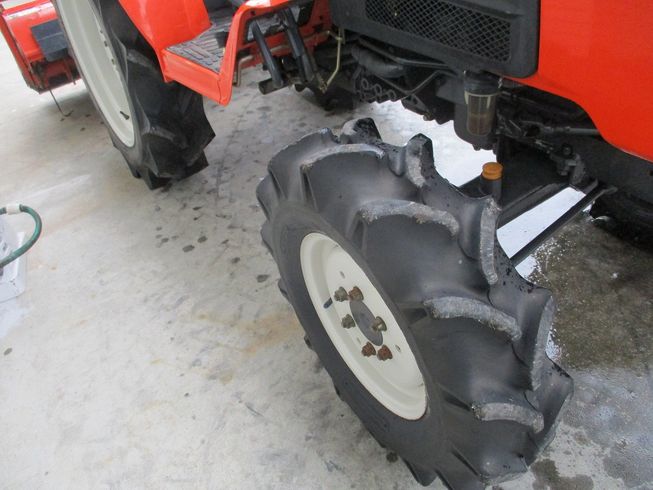 トラクター KB18 写真７