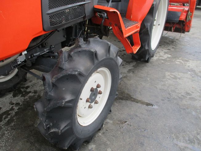 トラクター KB18 写真６