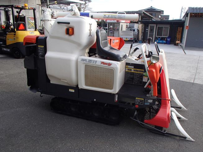 コンバイン ER211-G 写真３