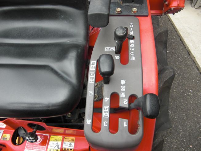 トラクター Ke-50ABPUS2　小型フル装備　 写真４