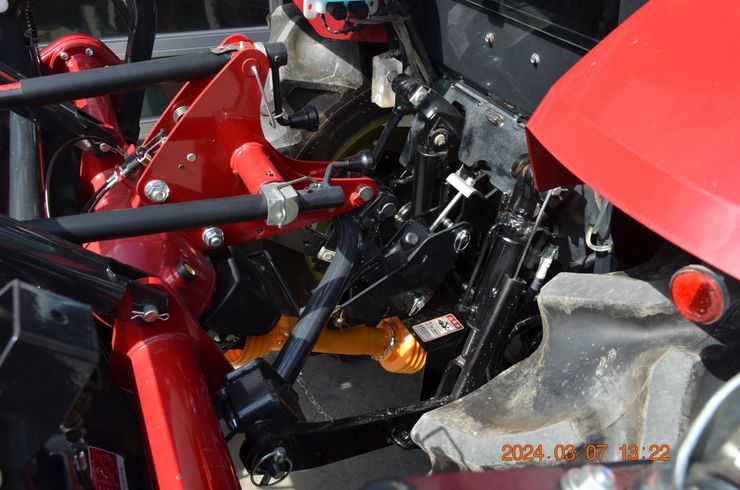 トラクター YT333ﾊｲｽﾋﾟｰﾄﾞ/ﾛｰﾀﾘｰ新品 写真５