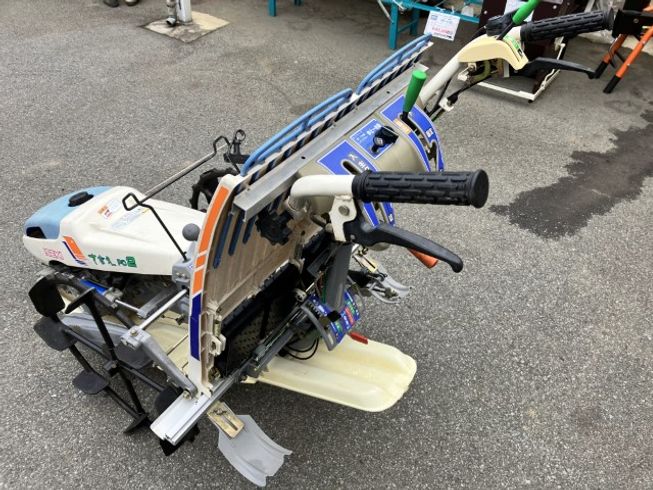 田植機 PC2D-70 写真４