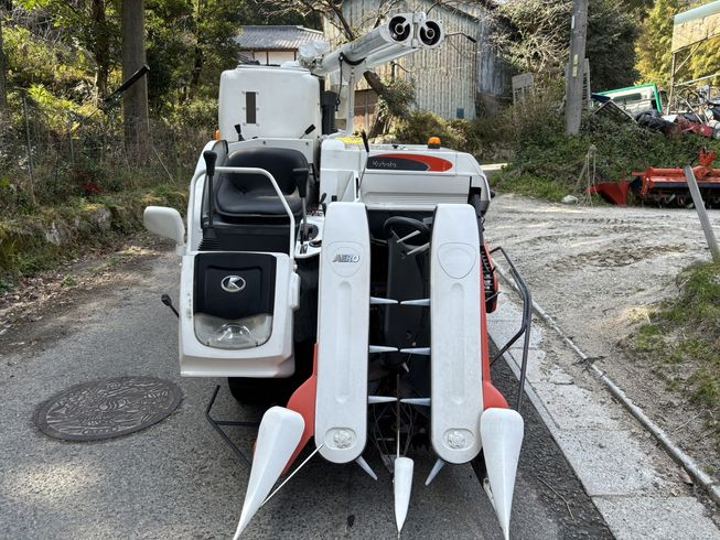 コンバイン AR216 写真２