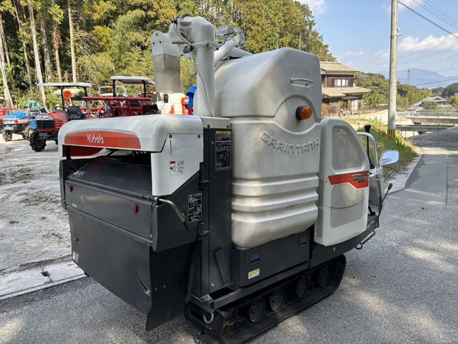 コンバイン AR216 写真４