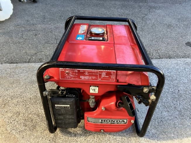 発電機 EB1500X 写真４