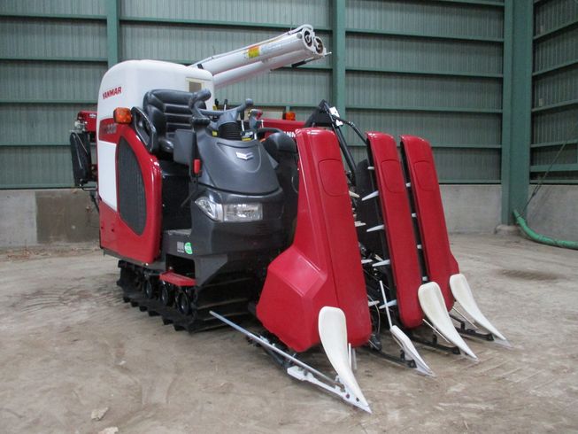 コンバイン YH320 写真２