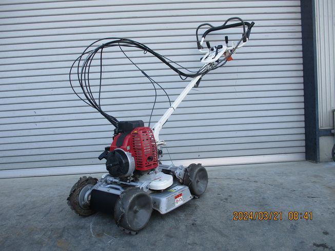 草刈機 AZ851A 写真２