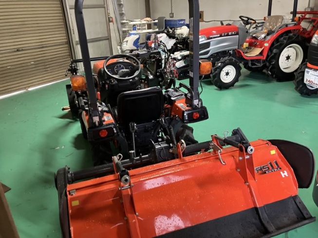 トラクター JB13X-DSA5 写真３