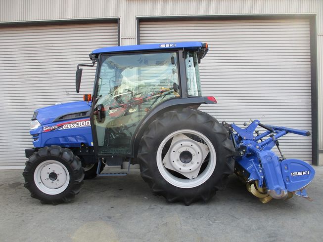 トラクター ATK300-UCY 写真４