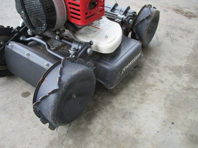 畦草刈機 AZ852A 写真９